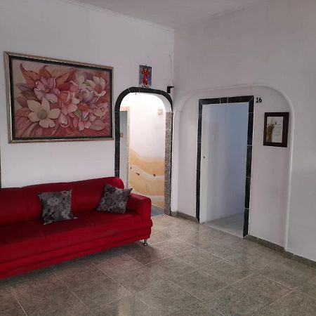 Tita'S Airport Hotel Cartagena Luaran gambar