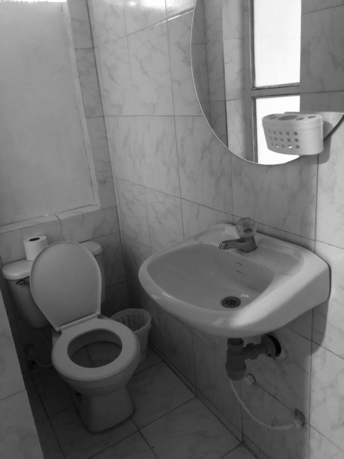 Tita'S Airport Hotel Cartagena Luaran gambar